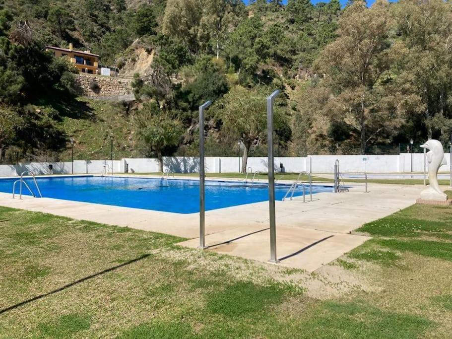 Duplex Tematico Andaluz Con Agradable Terraza - El Mirador De Benahavis 2 Apartment Exterior photo